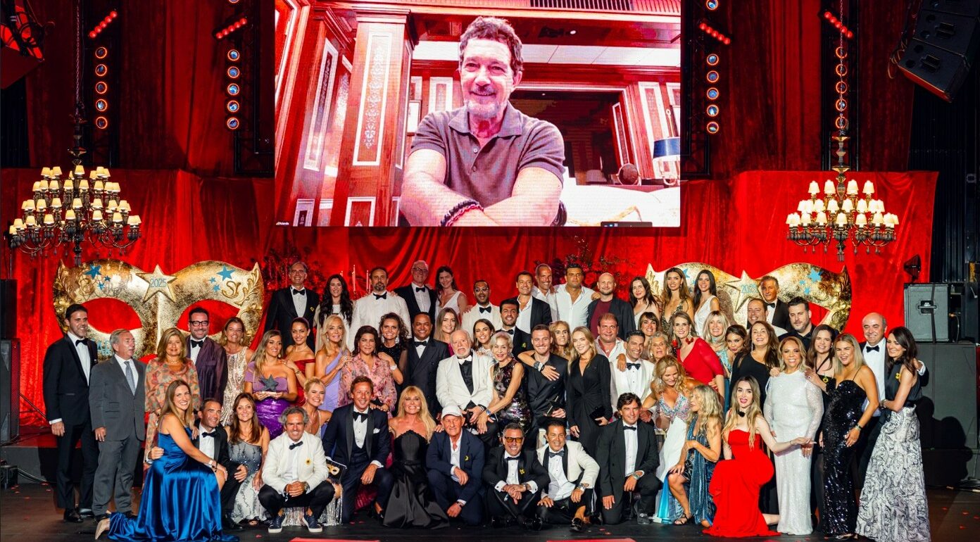 Blossom acude a la XVI Gala Starlite y se viste de solidaridad